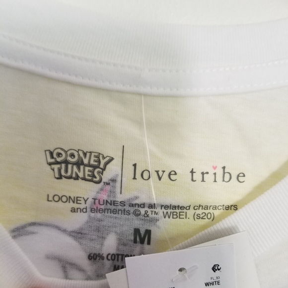 NEW Women's Looney Tunes T-shirt - Picture 7 of 7